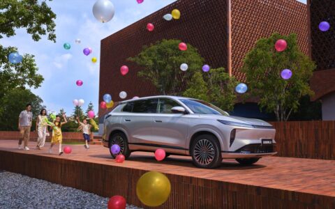 20万内最舒适豪华座舱，东风风神L8预售仅12.99万元起