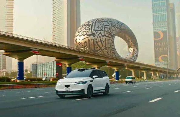 从Uber到Lyft：萝卜快跑20天连签全球两巨头，中国自动驾驶改写全球版图