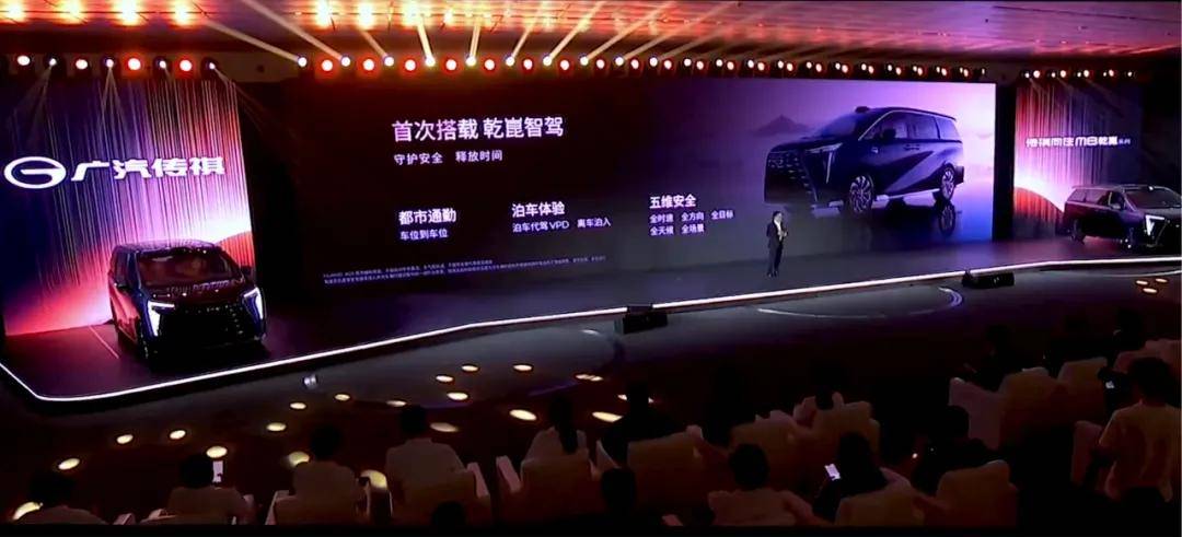 百万辅助驾驶新纪元：华为乾崑的“技术飞轮”如何重塑行业格局