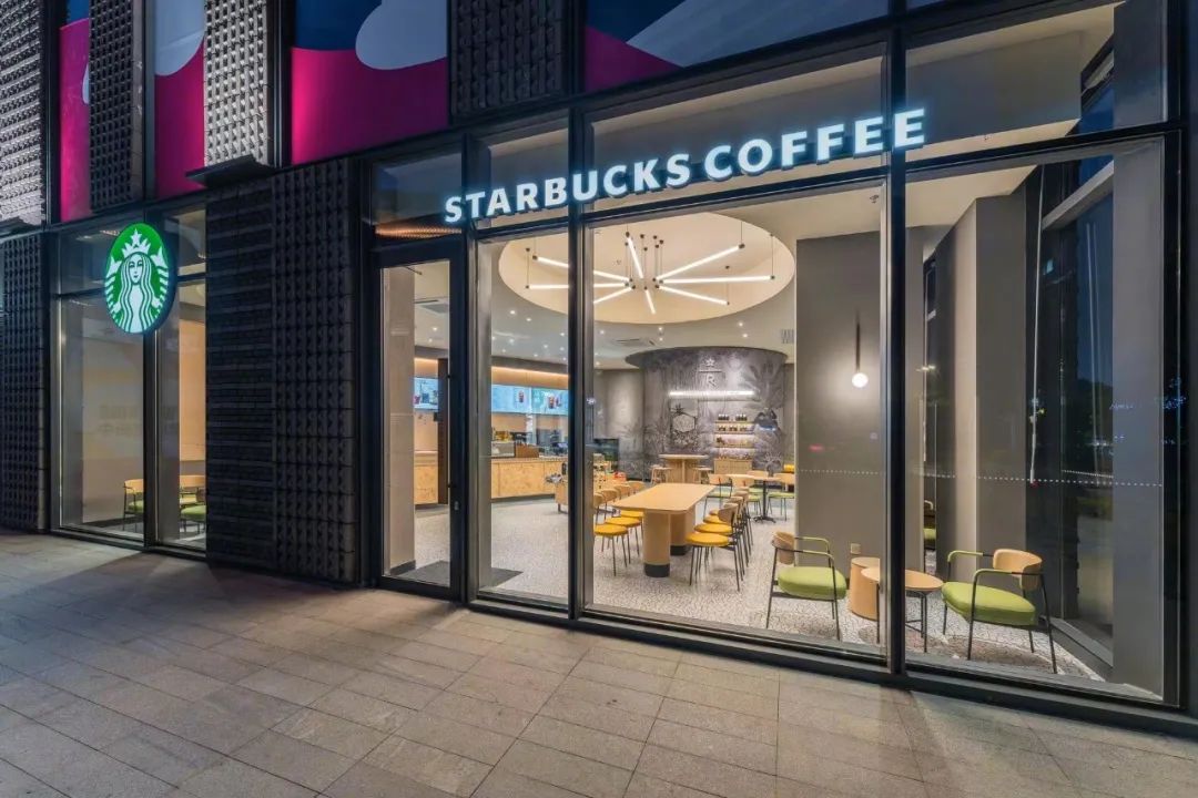 业绩回暖后，星巴克对自己想要什么更清楚了