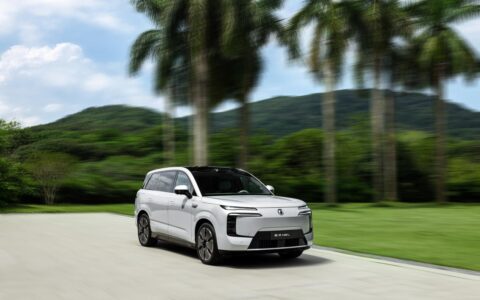 重塑大六座SUV市场新格局,腾势N8L预售价仅31.98万元起