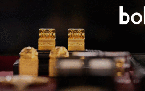 业绩暴增，老铺黄金“独自狂欢”