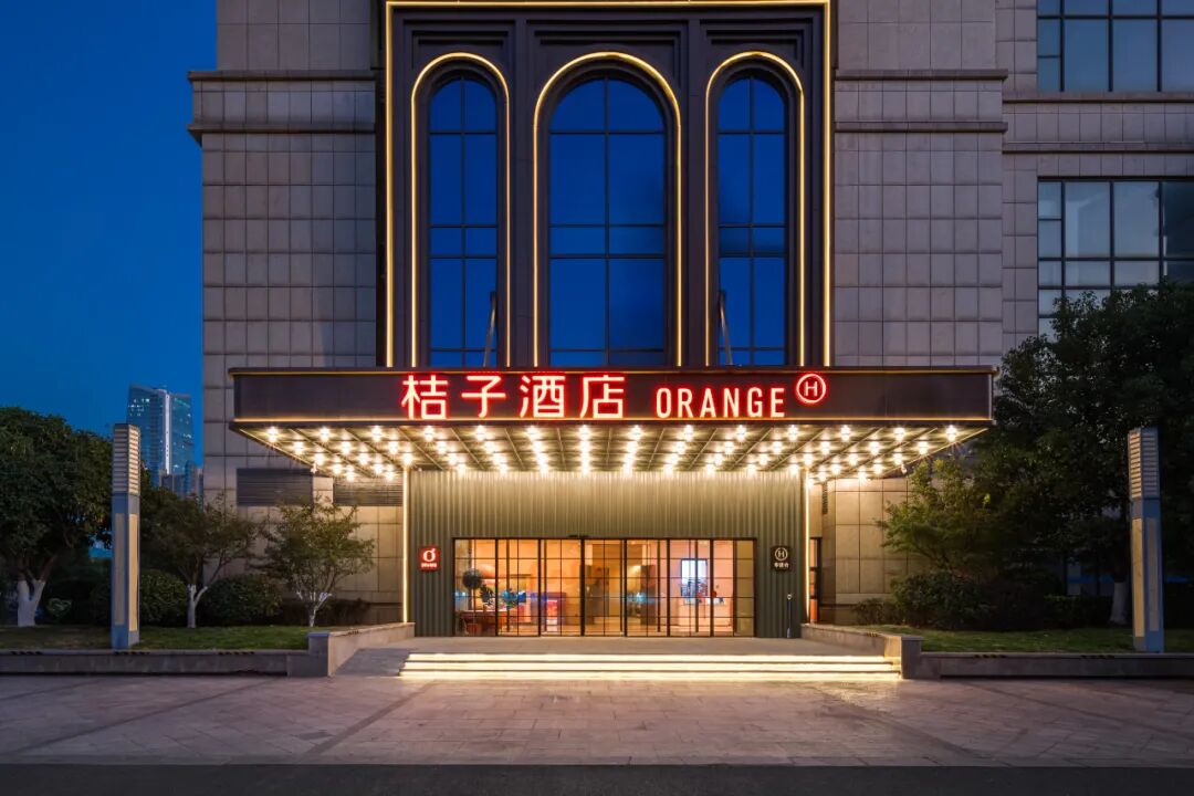 比南昌夏天还火的，是卖爆了的桔子酒店