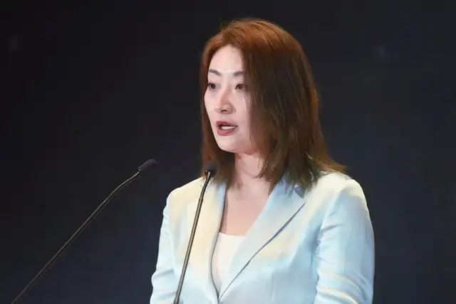 宗庆后30年前种下的因，结出了宗馥莉当前的果