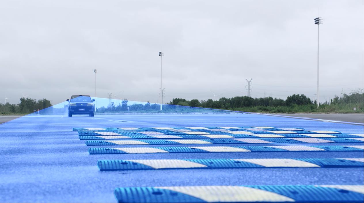 全系标配易三方、云辇-A，腾势N8L上市，起步价仅29.98万元