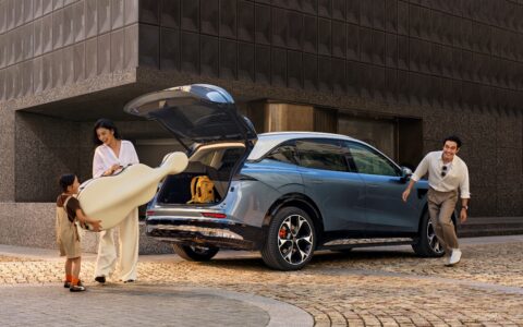 焕新极氪7X上市，限时售价仅21.98万起，重塑家庭豪华SUV新标杆