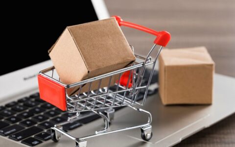 飞书在用AI“撬动”电商行业