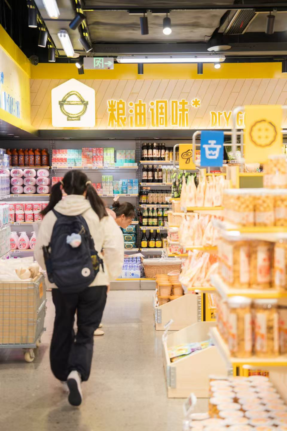 良品铺子和三只松鼠,还没找到“解药”?