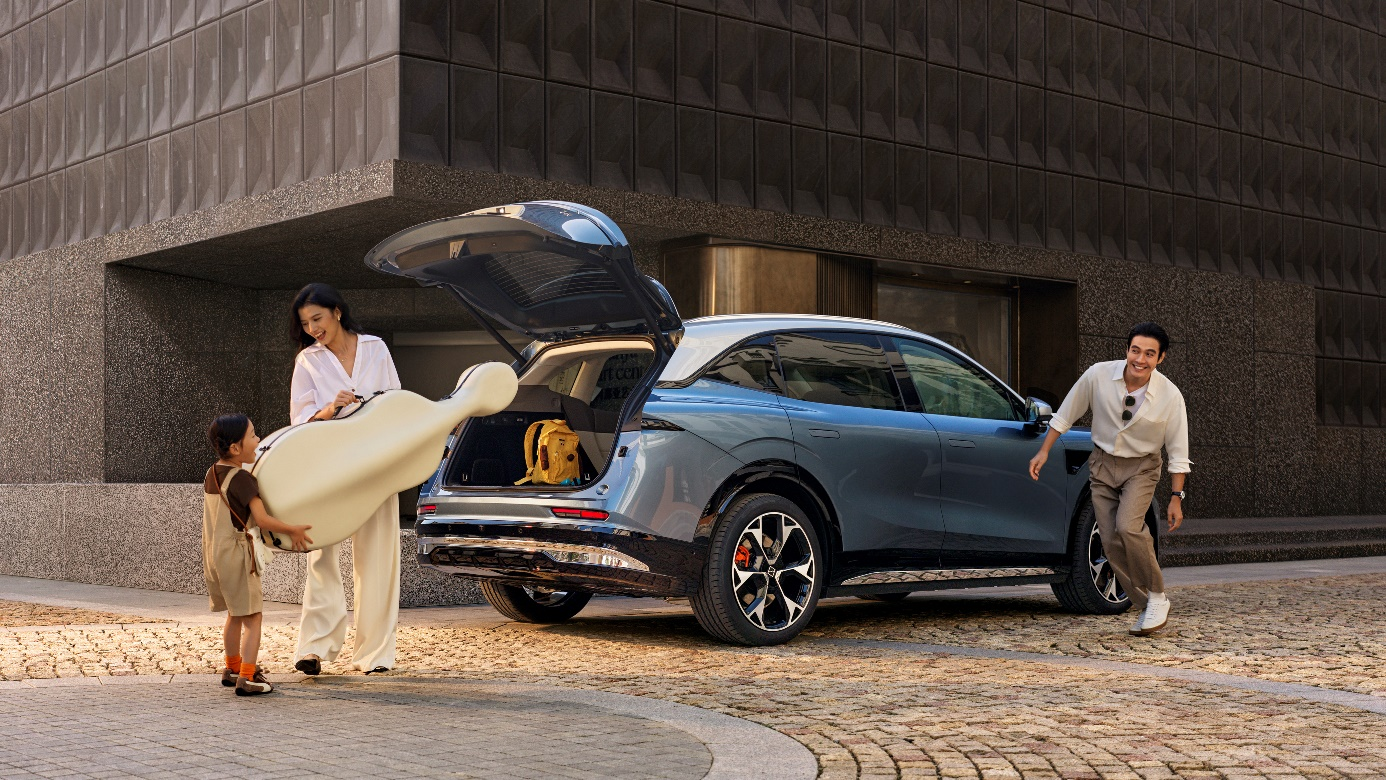 全家都满意的豪华SUV，焕新极氪7X正式上市，限时售价21.98万元起