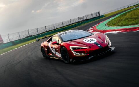 仰望汽车全系登陆广州车展，以极致体验创新满足高端需求