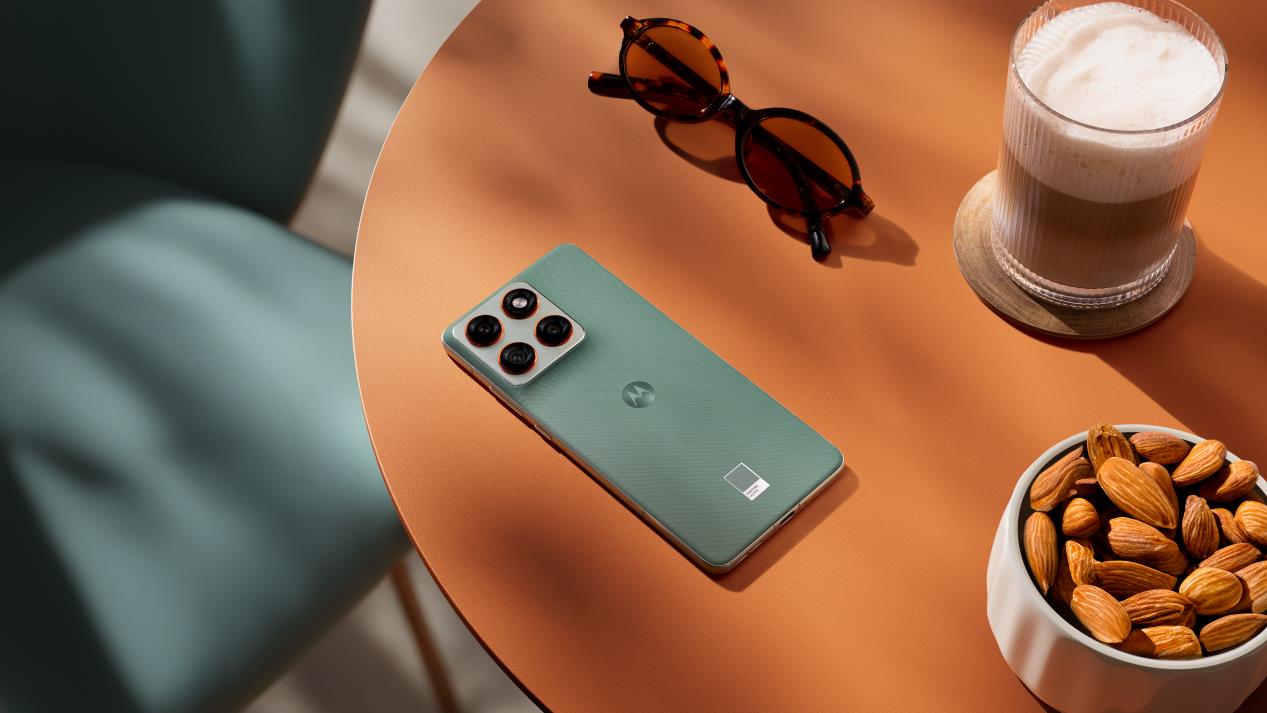 联想moto X70 Air发布：以极致轻薄重塑轻薄AI手机新体验