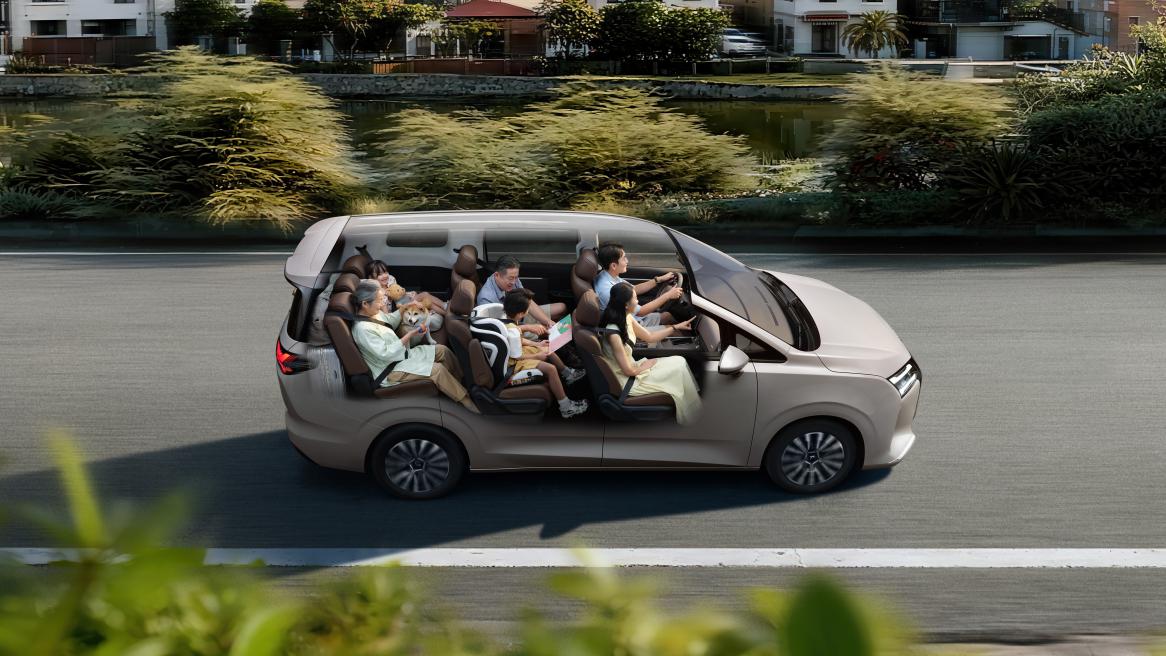 “全能舒享大7座”星光730上市,起步价仅7.3万元