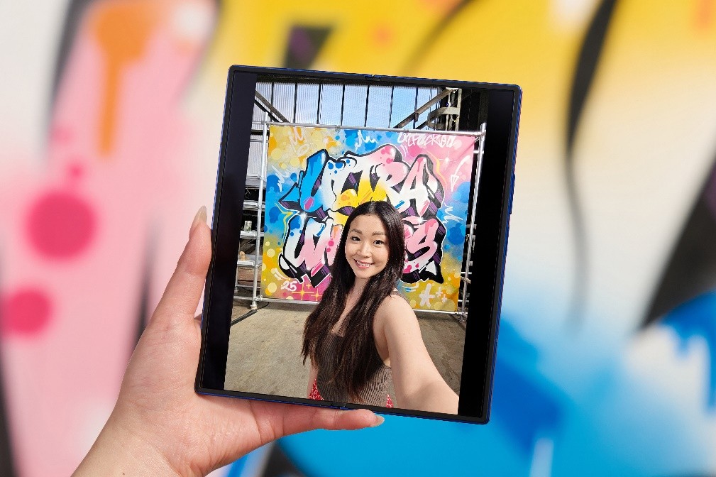 轻薄、智能,也出片 三星Galaxy Z Fold7带来满血旗舰体验