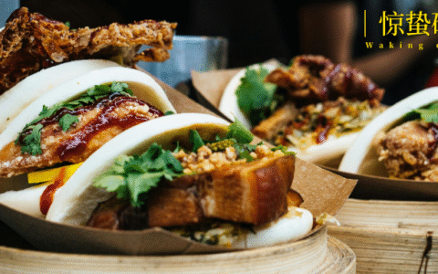 摆摊自救，餐厅上街抢生意