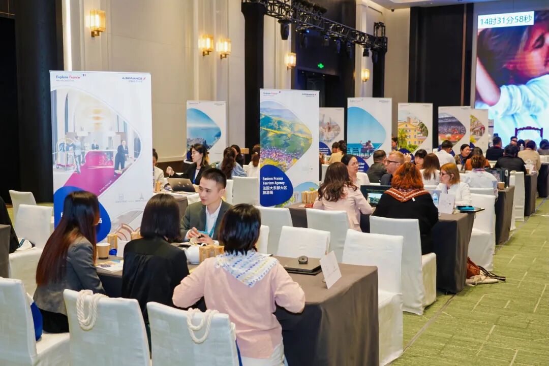 不赶路的法国，藏着最治愈的浪漫