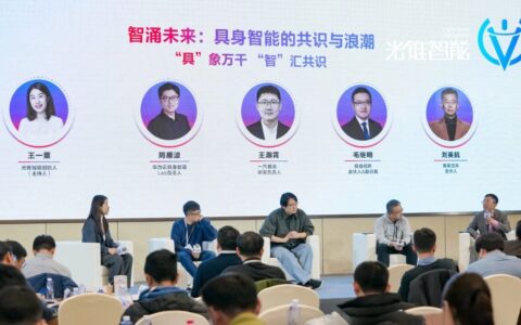 模型、数据、落地之争：具身智能来到“破晓”时刻