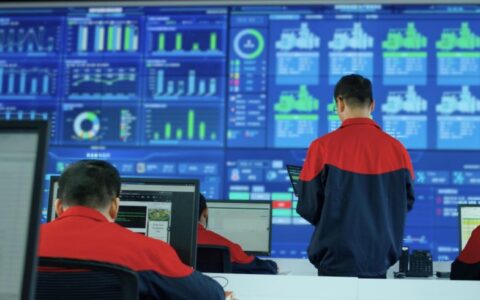 一年狂揽700个亿，蓝思科技如何把一块玻璃做到极致