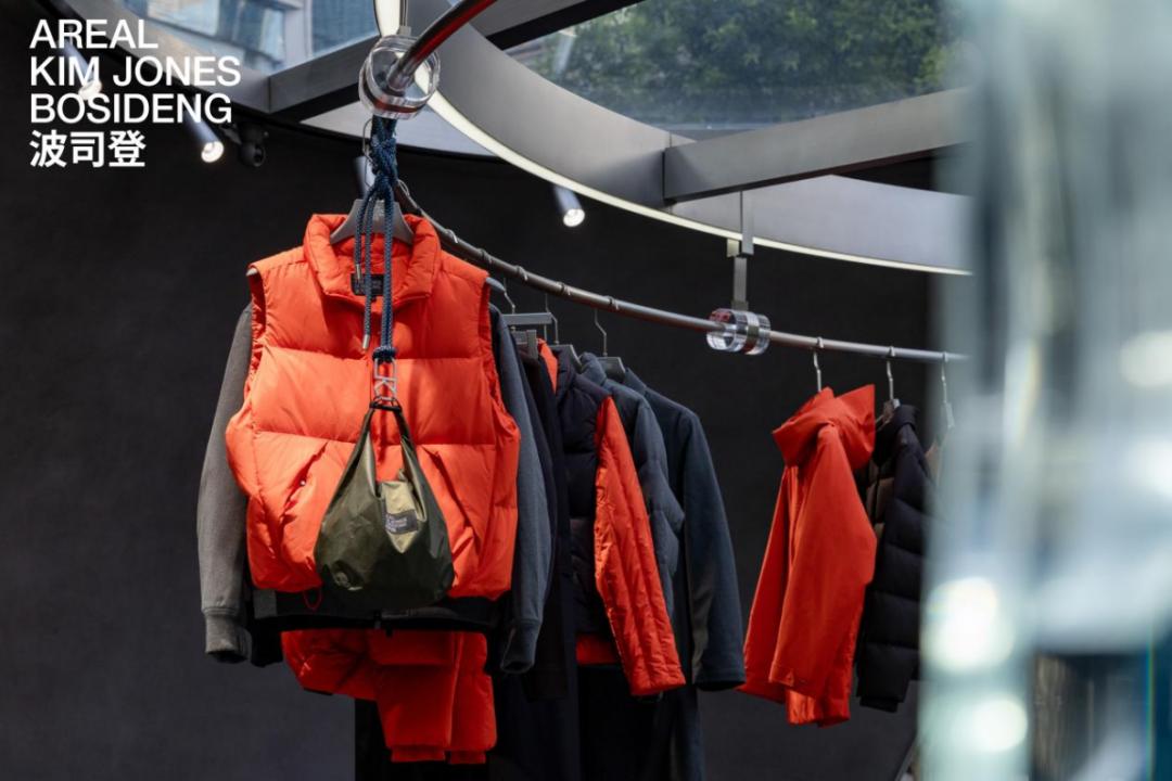 波司登2025/26上半财年业绩稳健增长 双聚焦战略构建增长新引擎