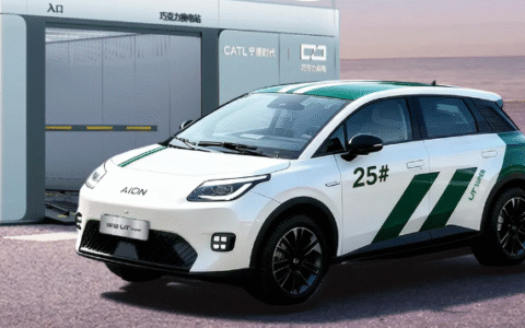 最低4.99万，京东的第一辆车会亏吗？