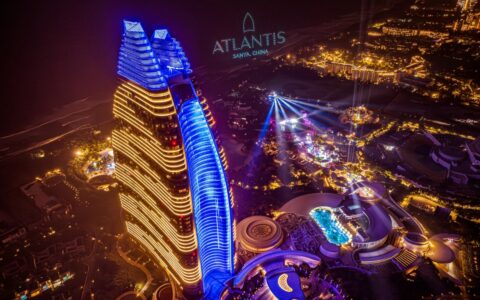 复星旅文的三张度假牌，藏着什么破局门道？