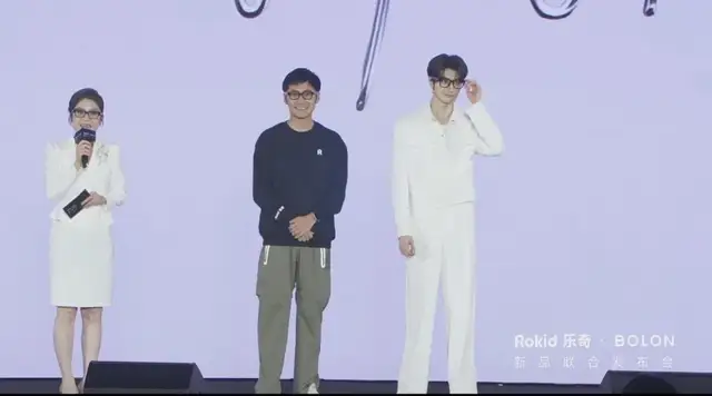 一颗能量胶囊下，藏着AI眼镜先驱Rokid乐奇怎样的心思？