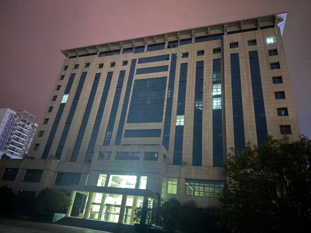 一线访谈丨返乡三年的90后们，后悔了吗？
