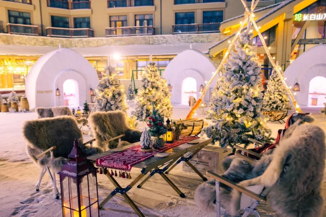 当同行还在卖雪票，万达酒店已经卖起了“滑雪人生”