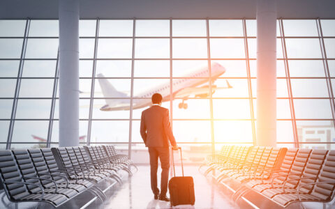 美亚科技应收账款激增：一出纳10年职务侵占近2000万，内控令人担忧