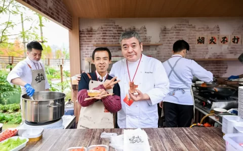 从“巷深”走向“屏前”，数百万小商家在抖音被看见