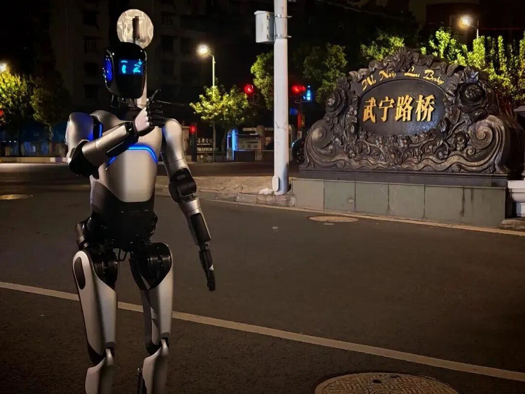 机器人与时间赛跑：一场关于春晚、商业化、上市窗口的争夺赛