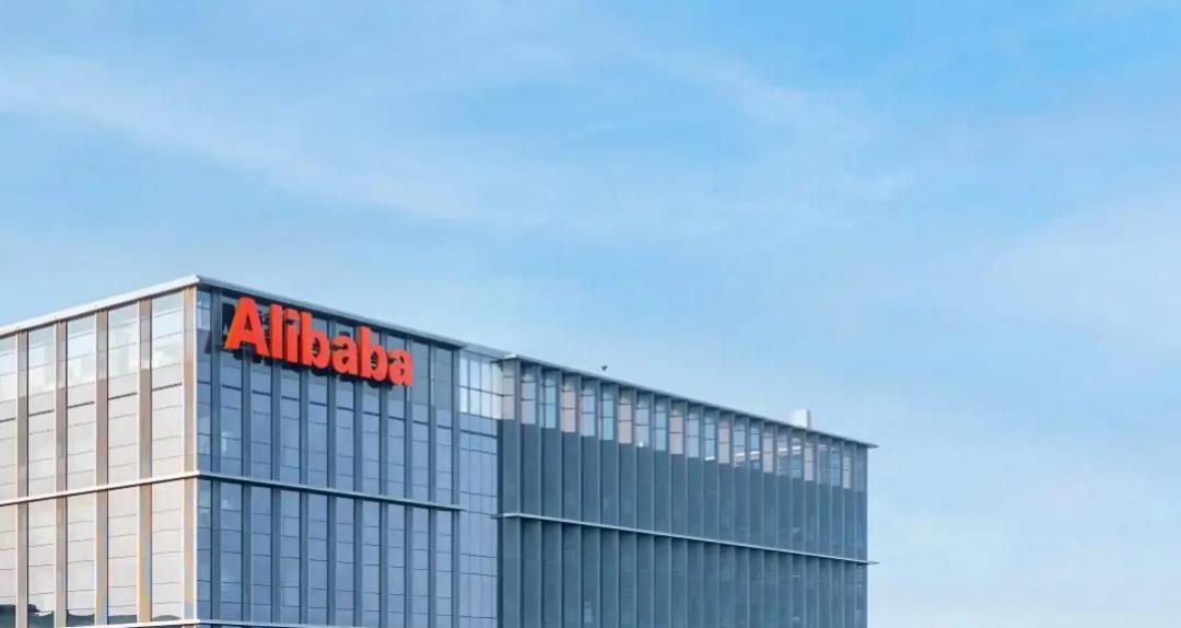 千问三连发背后的三条主线