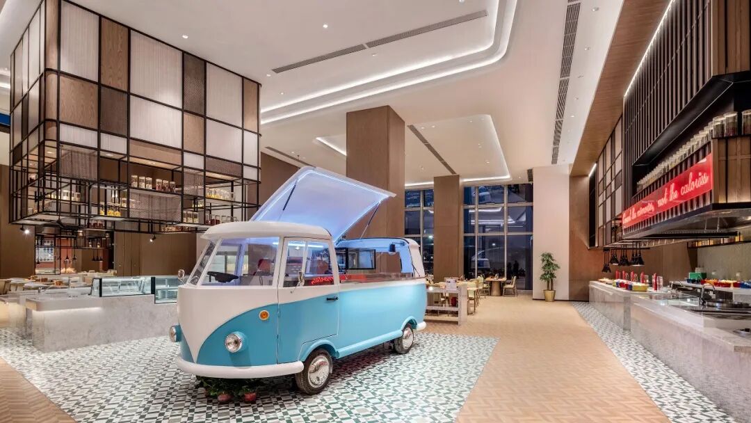 入华50年，假日酒店“挖”了一条难以复制的品牌“护城河”