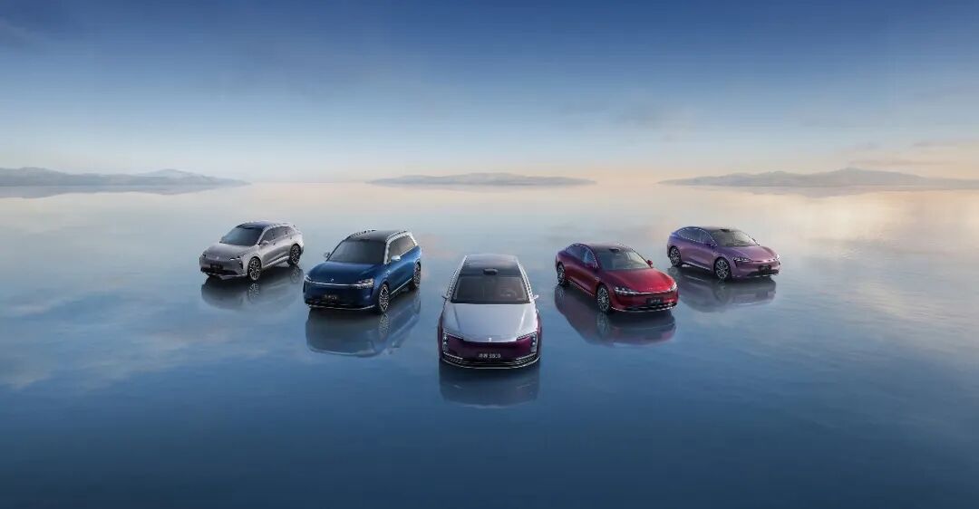 车圈2025：价格战没赢家，但淘汰赛已有出局者