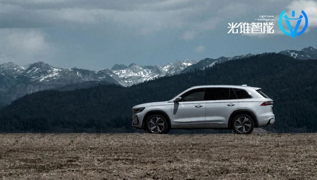 三大变动归于一处，吉利瞄准“智能化”