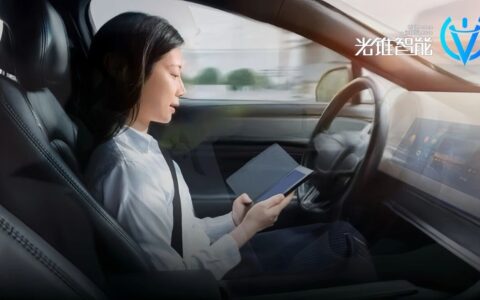 Momenta、华为“双强”杀出，中国智驾成为全球汽车“主理人”