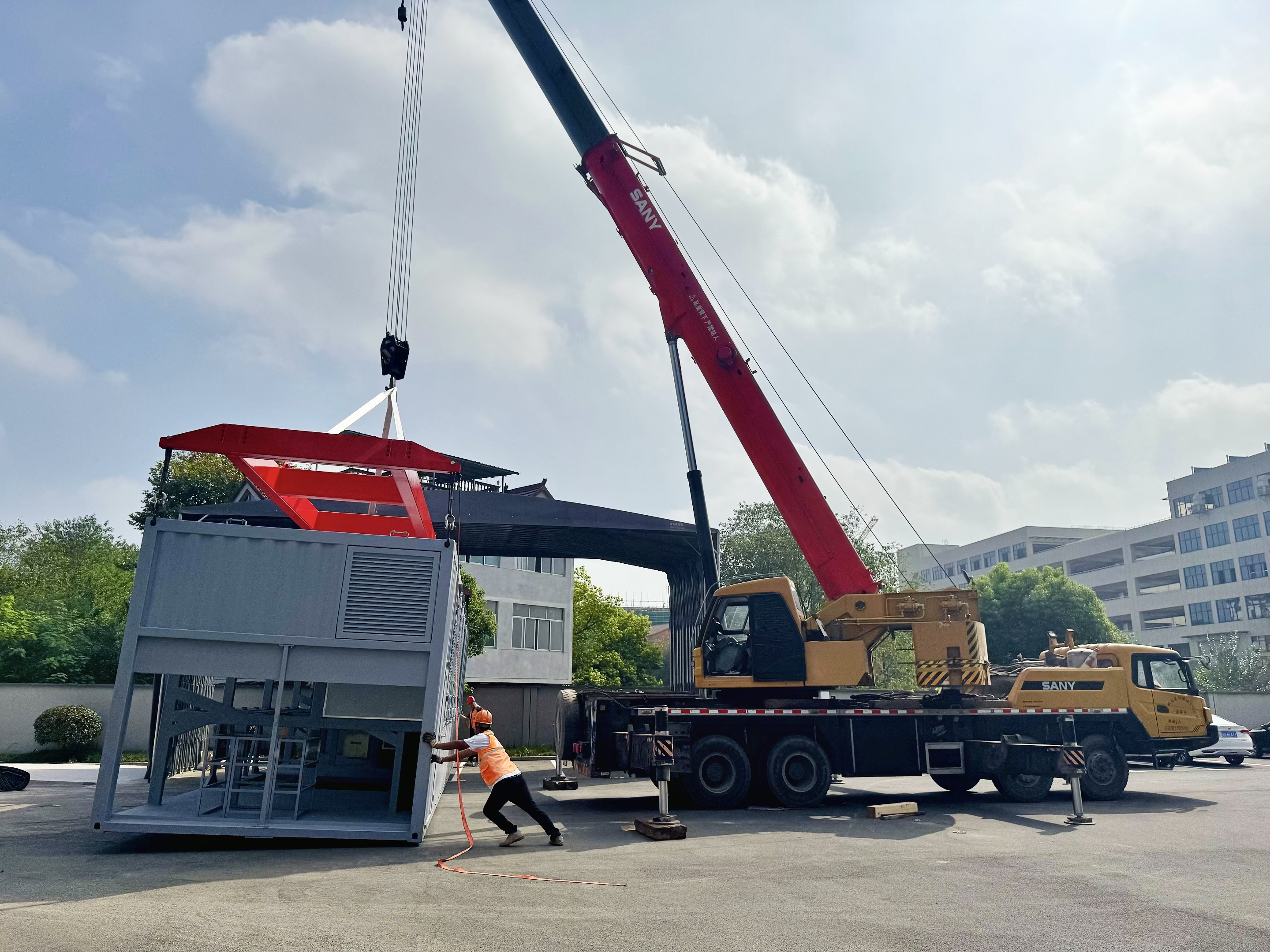 康迪科技战略合作宁德时代旗下时代骐骥 共推重卡换电规模化发展