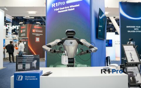 星海图旗下品牌Galaxea Dynamics首登CES，打造具身智能的物理引擎
