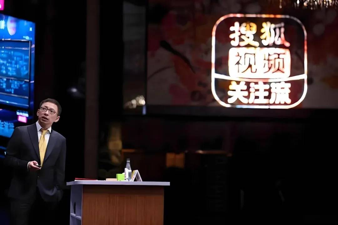 张朝阳的“慢美学”：一位长期主义者的产品信仰与商业智慧