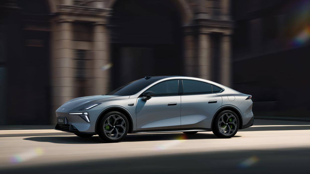 新国补选央企！深蓝L06双重福利加码，13.14万拿下670Ultra+激光版