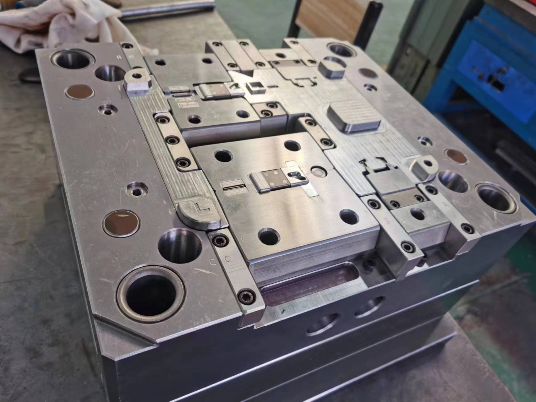 恒道科技单价与毛利率下滑明显：应收账款高企，仍存部分对赌条款