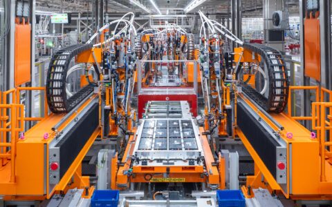 龙鑫智能业绩“喜忧参半”：毛利率大起大落，收入确认合规性疑点重重