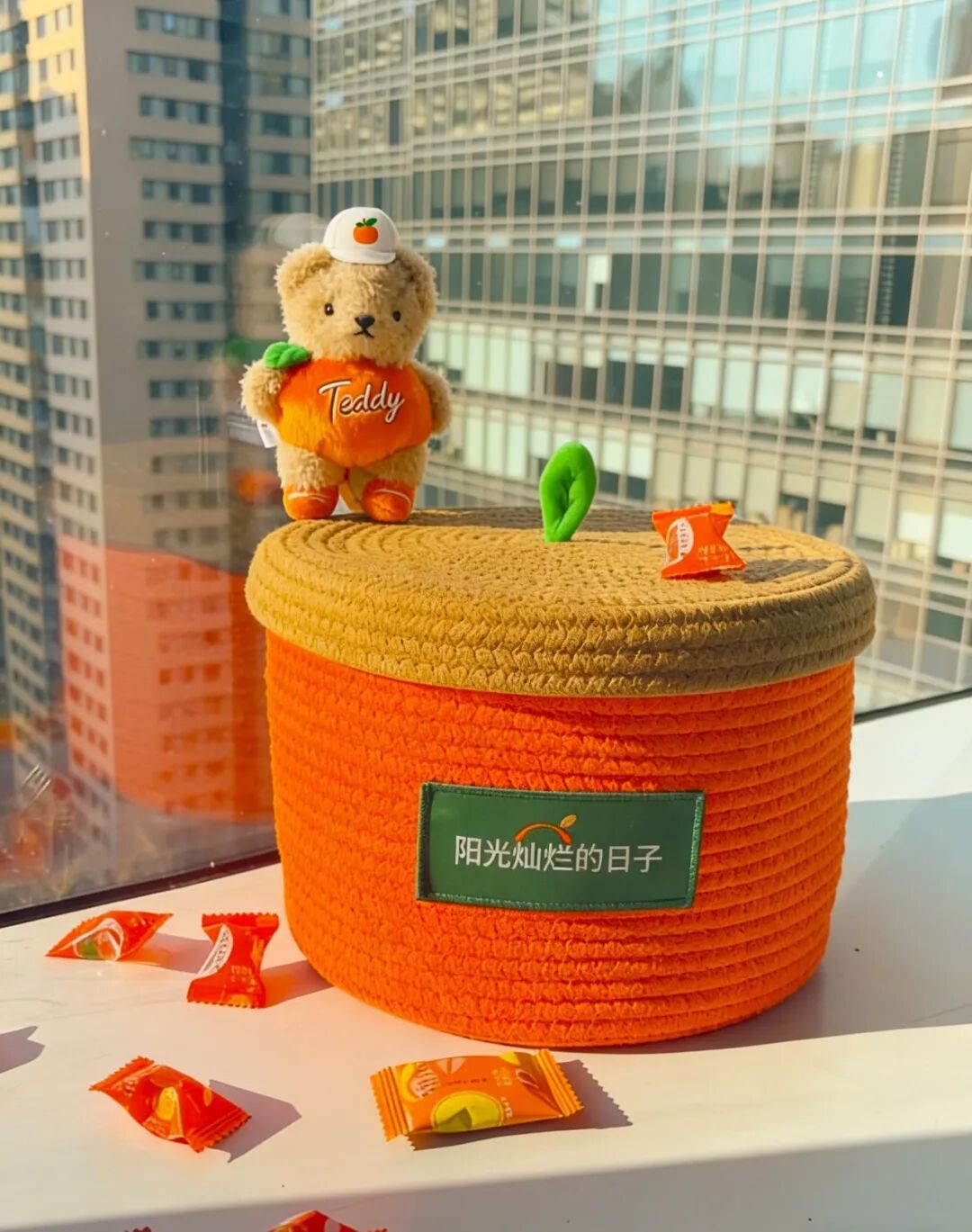 当桔子酒店礼盒开始塞满9包零食，我们又该睡不着了