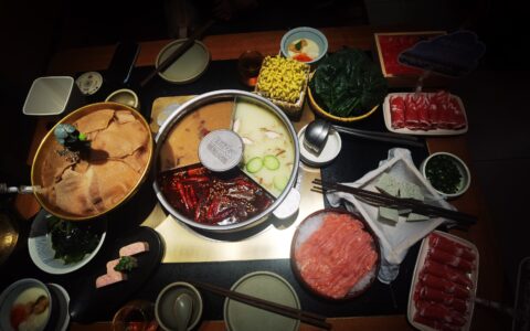 巴奴市场份额远弱海底捞：人均消费持续下降，外包和兼职员工超八成