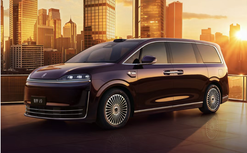 赵长江加入智界的“第一仗”：能否讲好MPV故事，推爆智界V9？