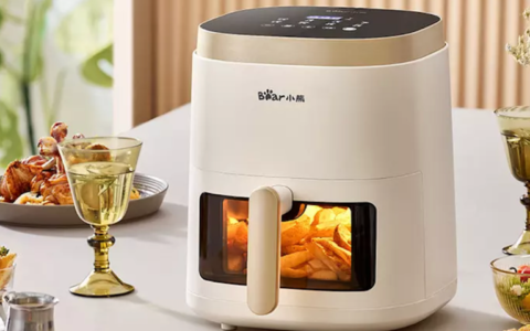 对话小熊电器海外事业部市场负责人钟宛芸：小家电品牌出海，如何用差异化对抗同质化和价格战？