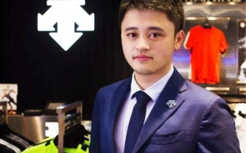 正面对决lululemon，安踏“少帅”丁少翔的最难一役