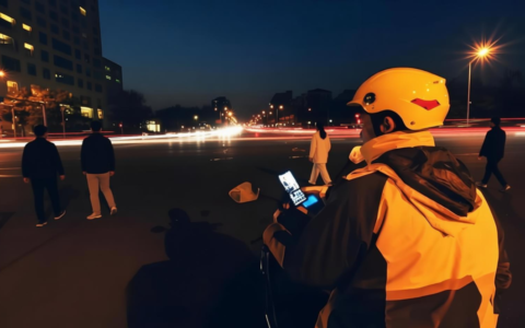 美团被AI扔了一个二向箔