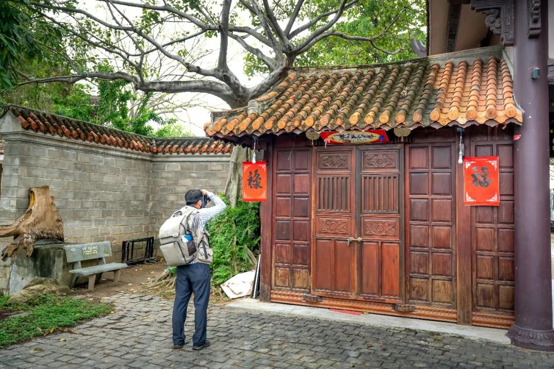 这届年轻人:不回家过年,是对自己的“犒赏”