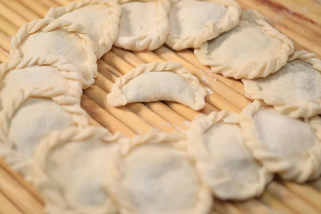 这届年轻人:不回家过年,是对自己的“犒赏”