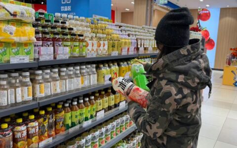 年味饮料“世代交接”，为何元气森林打破“老面孔”的世代壁垒？